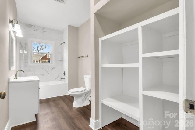 1817 Little Rock Road 2, Charlotte, NC 28214