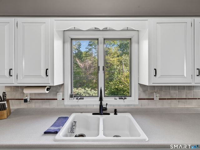 19 Power House Road, Montville, CT 06382