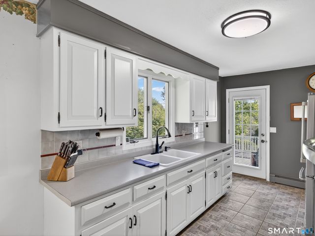 19 Power House Road, Montville, CT 06382