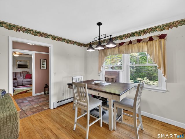 19 Power House Road, Montville, CT 06382