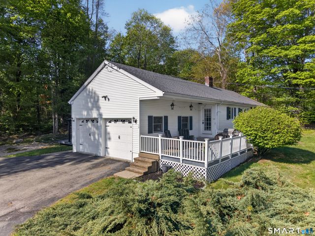 19 Power House Road, Montville, CT 06382