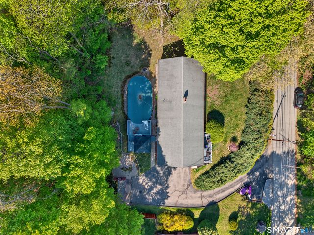 19 Power House Road, Montville, CT 06382