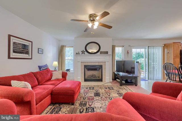 300 NORTHVIEW LN, Quarryville, PA 17566