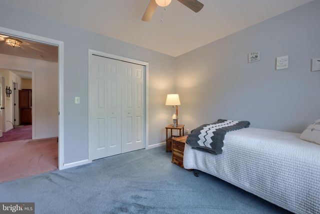 300 NORTHVIEW LN, Quarryville, PA 17566