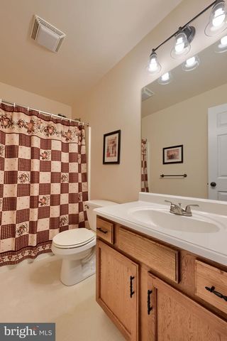 300 NORTHVIEW LN, Quarryville, PA 17566