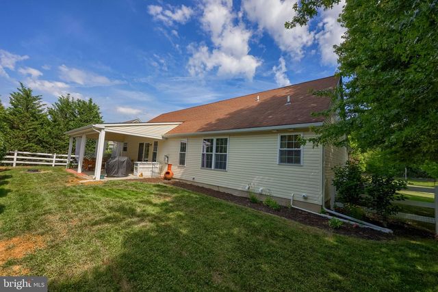 300 NORTHVIEW LN, Quarryville, PA 17566