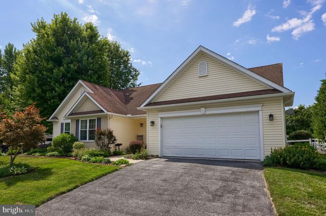 300 NORTHVIEW LN, Quarryville, PA 17566