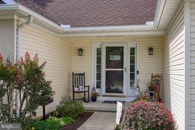 300 NORTHVIEW LN, Quarryville, PA 17566