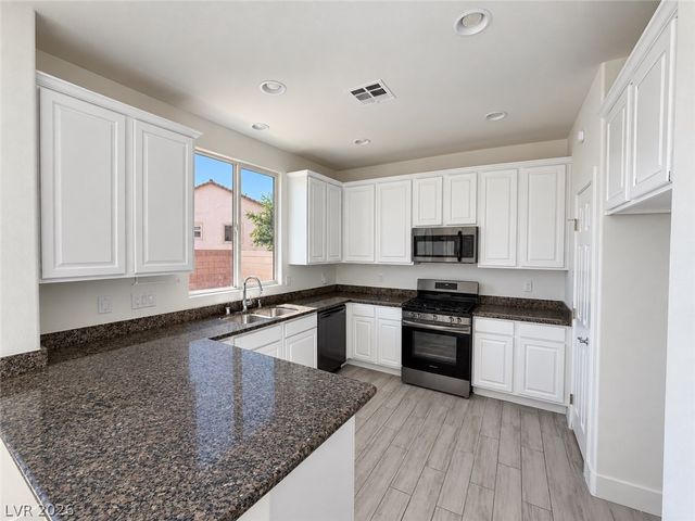 2321 Breckle Key Avenue, North Las Vegas, NV 89081