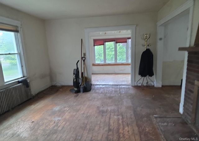 34 N Baldwin Place, Massapequa, NY 11758