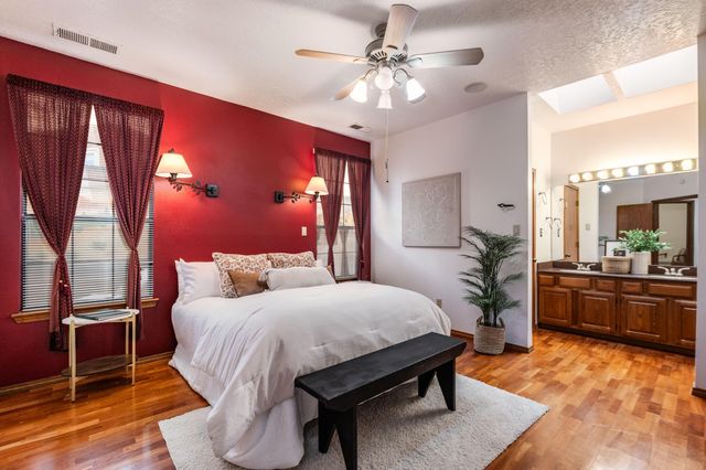 4332 Hillspire Avenue NW, Albuquerque, NM 87120