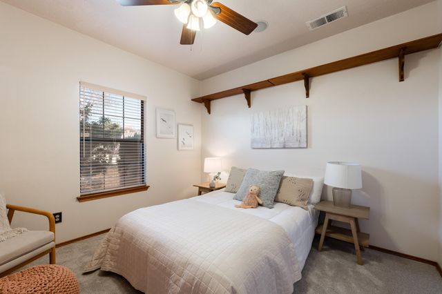 4332 Hillspire Avenue NW, Albuquerque, NM 87120