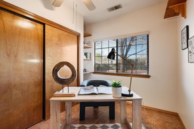 4332 Hillspire Avenue NW, Albuquerque, NM 87120