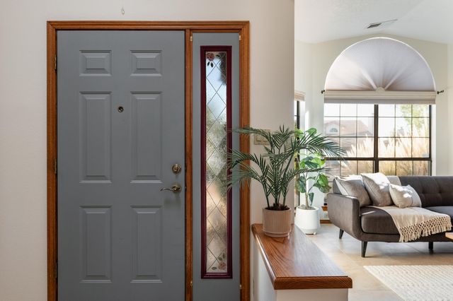 4332 Hillspire Avenue NW, Albuquerque, NM 87120