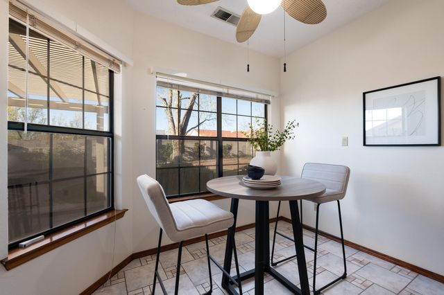 4332 Hillspire Avenue NW, Albuquerque, NM 87120