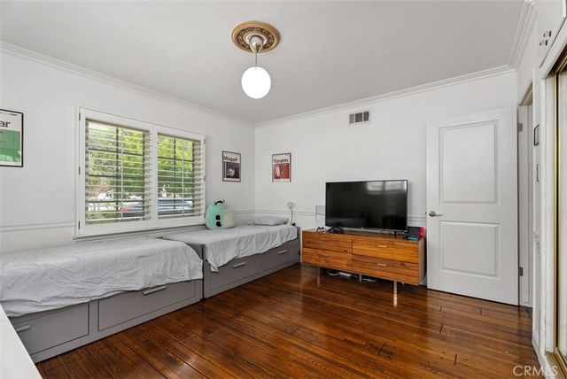 1002 W Santa Clara, Santa Ana, CA 92706