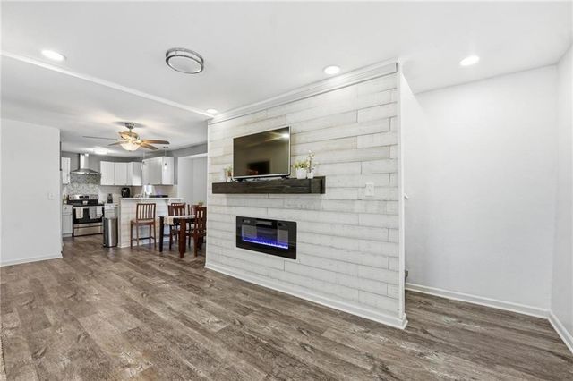 6502 Paseo Boulevard, Kansas City, MO 64131