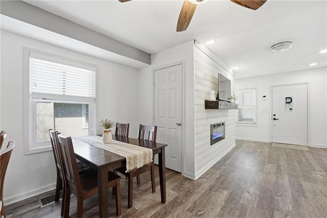 6502 Paseo Boulevard, Kansas City, MO 64131