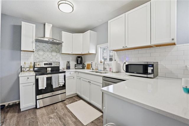 6502 Paseo Boulevard, Kansas City, MO 64131