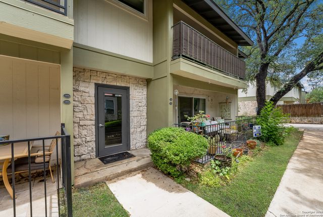 100 Lorenz Rd Apt 1202, San Antonio, TX 78209