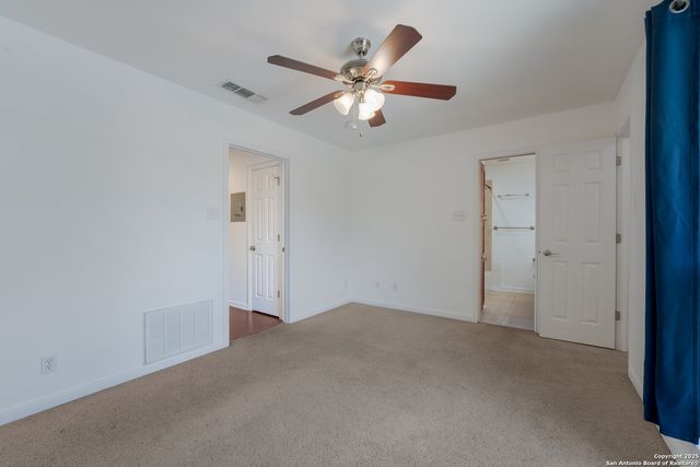 100 Lorenz Rd Apt 1202, San Antonio, TX 78209