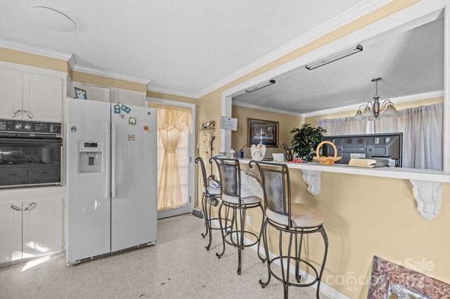 1100 Avondale Road, Lowell, NC 28098