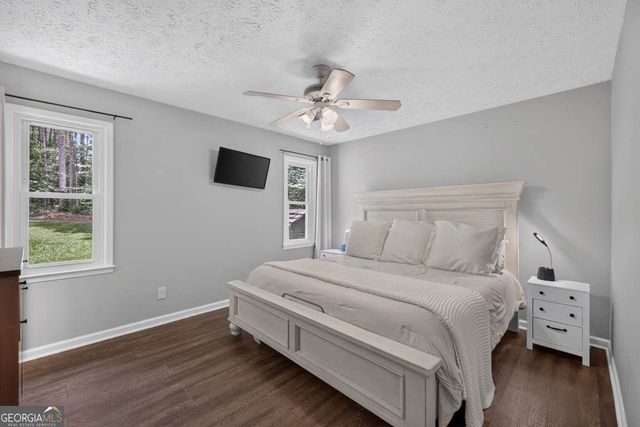 3735 Creekwood Drive, Loganville, GA 30052
