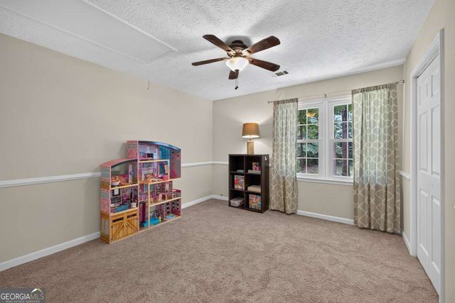 3735 Creekwood Drive, Loganville, GA 30052