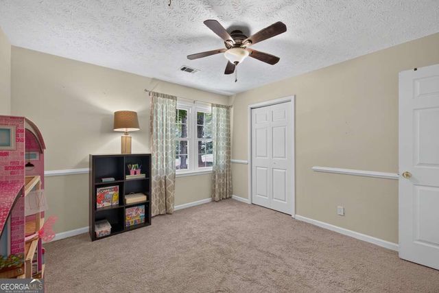 3735 Creekwood Drive, Loganville, GA 30052