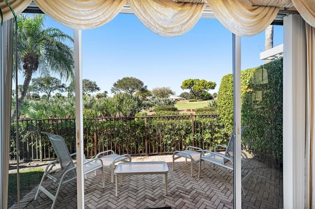 8481 Legend Club Drive, West Palm Beach, FL 33412