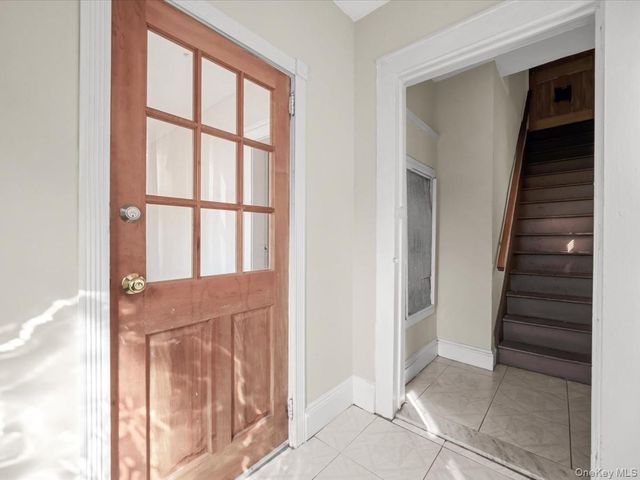 25 Edwards, Valley Stream, NY 11580