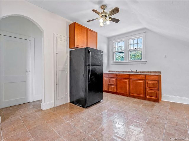 25 Edwards, Valley Stream, NY 11580