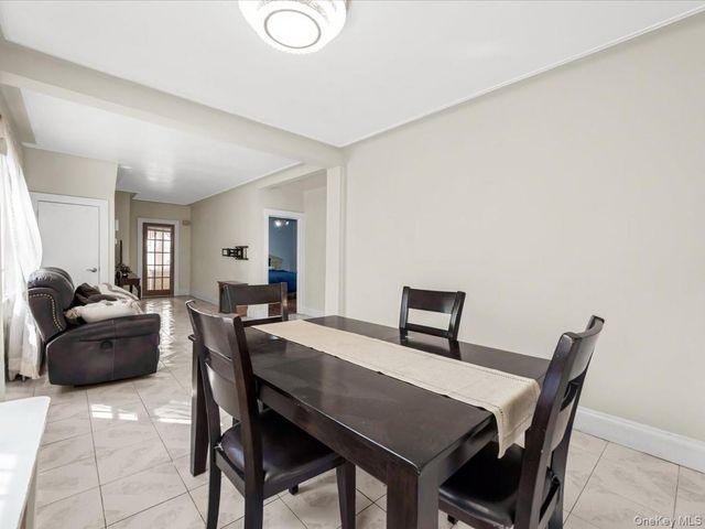 25 Edwards, Valley Stream, NY 11580