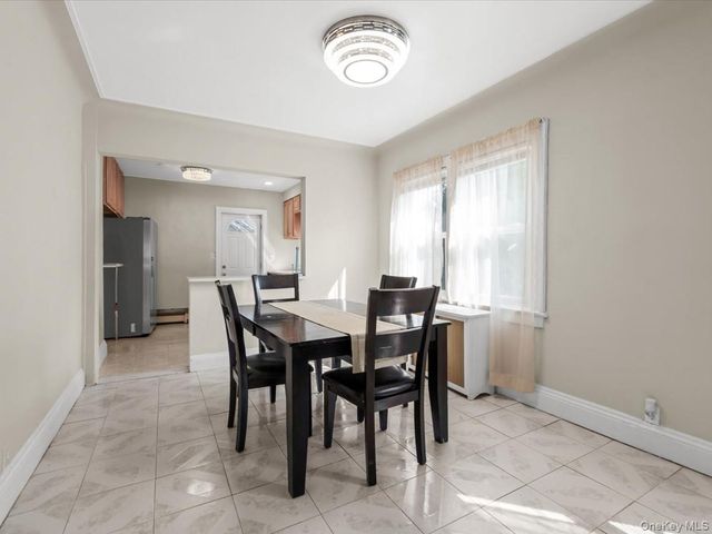 25 Edwards, Valley Stream, NY 11580