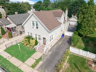 25 Edwards, Valley Stream, NY 11580