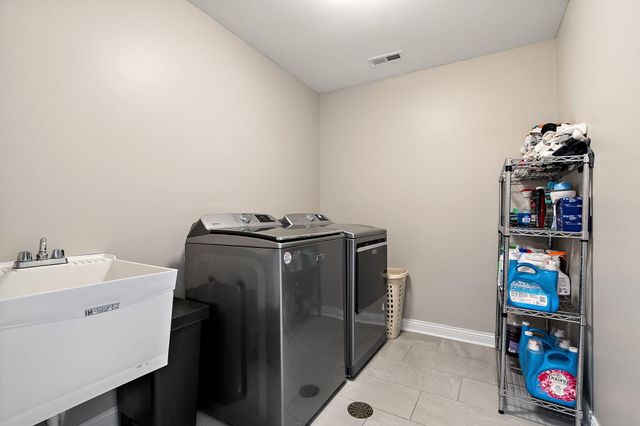 2062 Nolan Avenue, Crown Point, IN 46307