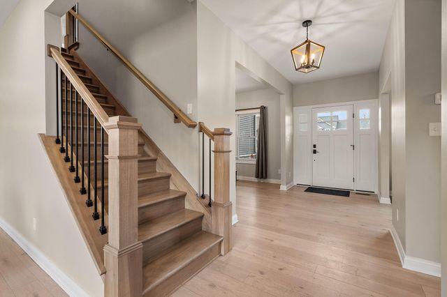 2062 Nolan Avenue, Crown Point, IN 46307