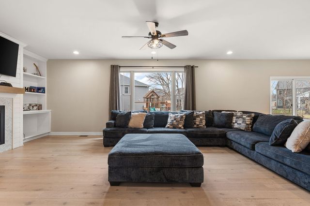 2062 Nolan Avenue, Crown Point, IN 46307