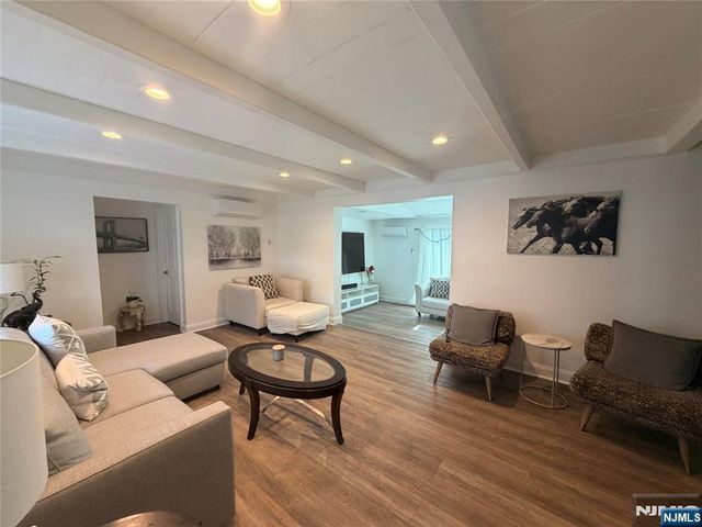 347 Forest Avenue, Paramus, NJ 07652