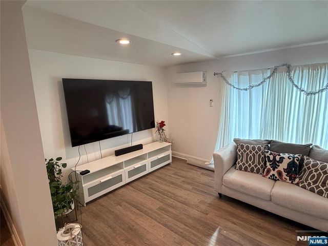 347 Forest Avenue, Paramus, NJ 07652