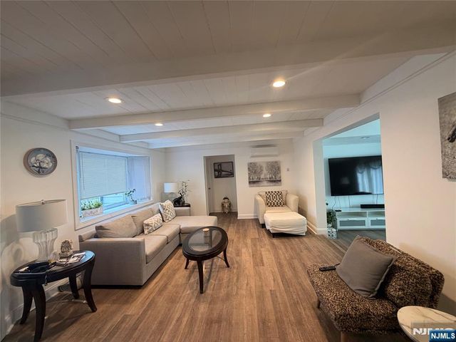 347 Forest Avenue, Paramus, NJ 07652