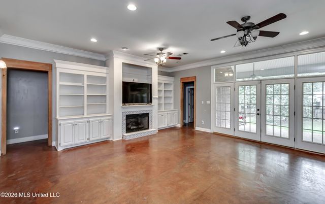 2023 Matthews Drive, Richland, MS 39218