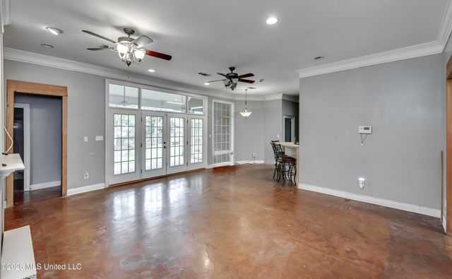 2023 Matthews Drive, Richland, MS 39218