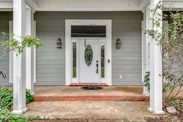 2023 Matthews Drive, Richland, MS 39218