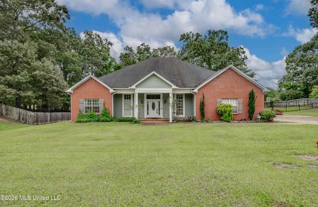 2023 Matthews Drive, Richland, MS 39218