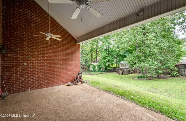 2023 Matthews Drive, Richland, MS 39218