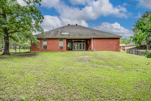 2023 Matthews Drive, Richland, MS 39218