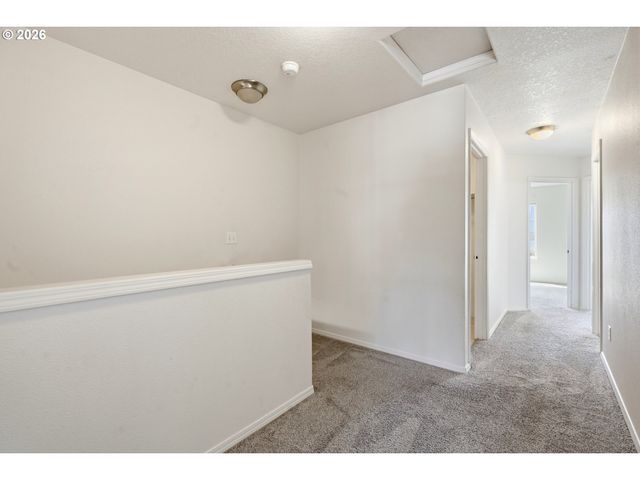 17376 Sw BILES Ln, Beaverton, OR 97003