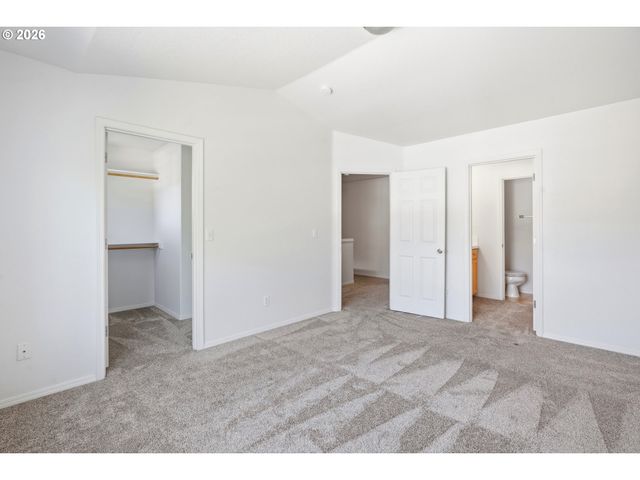 17376 Sw BILES Ln, Beaverton, OR 97003