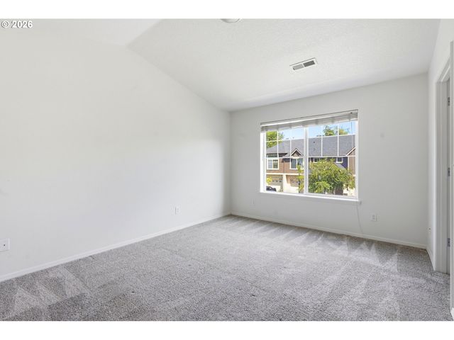17376 Sw BILES Ln, Beaverton, OR 97003